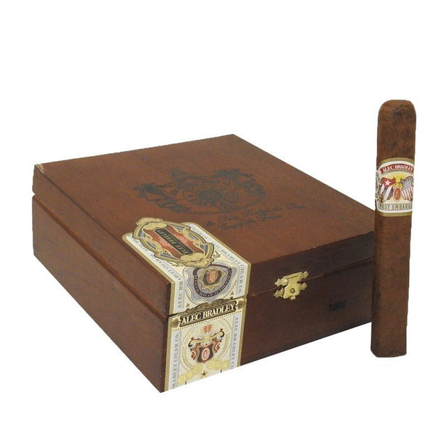 Alec Bradley Post Embargo Toro