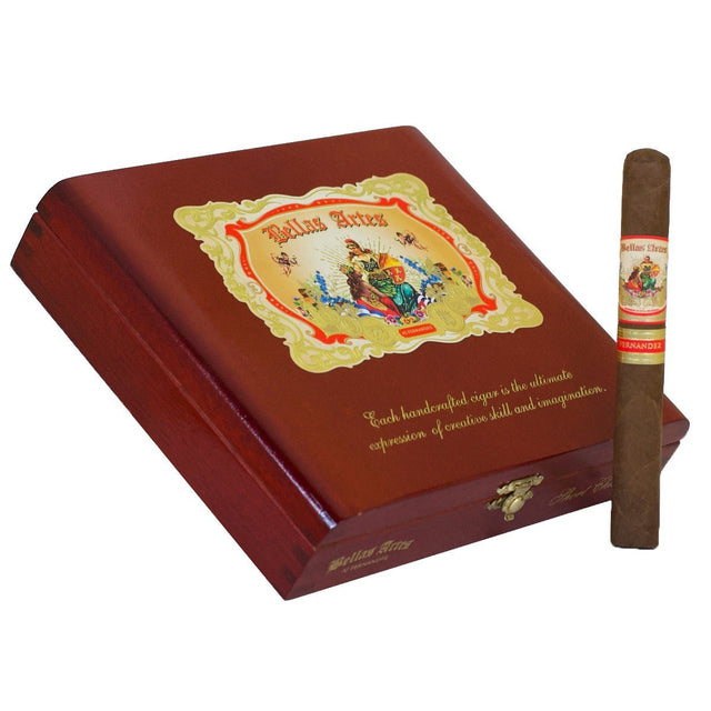 Bellas Artes Short Churchill